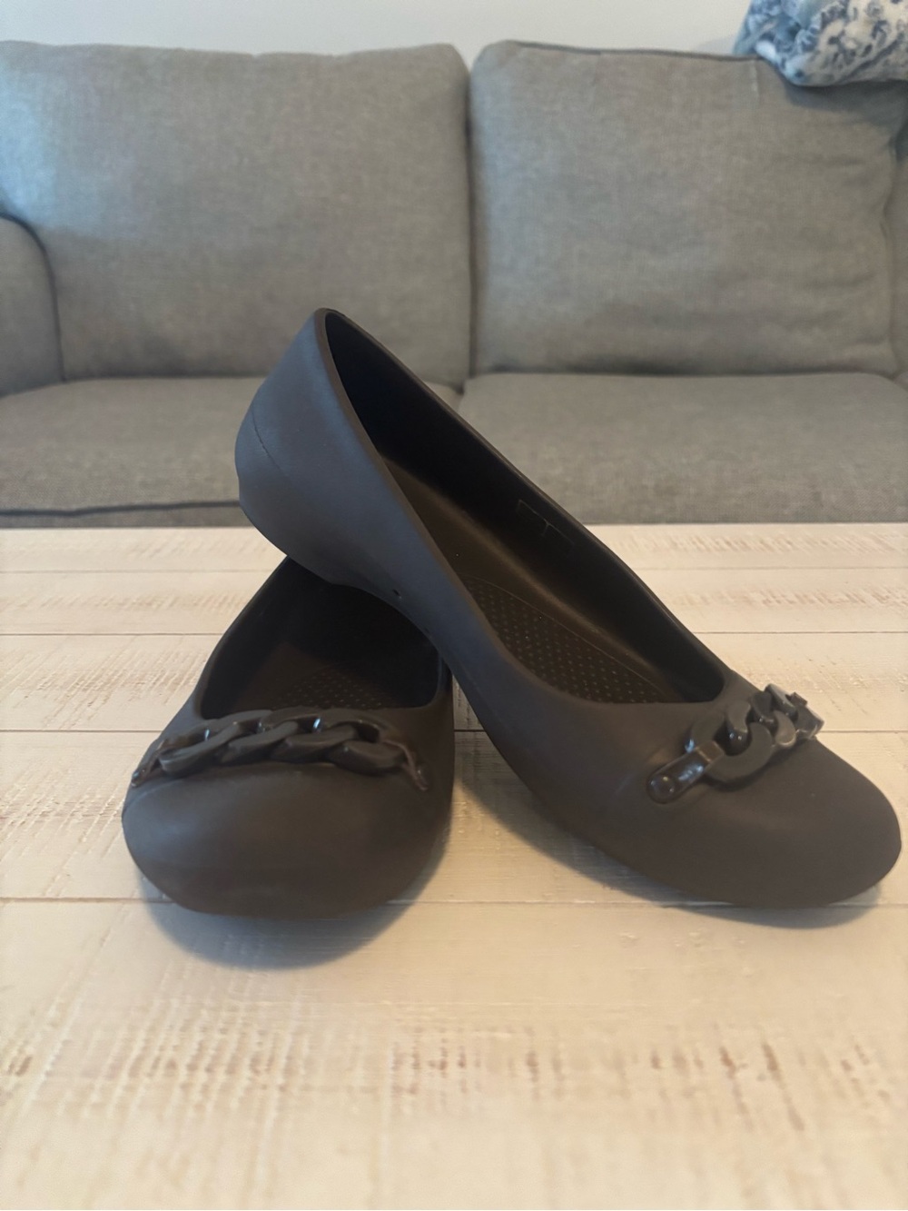Crocs Gianna Chainlink Ballet Flat